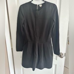 Aritzia Wilfred black pleated dress size large